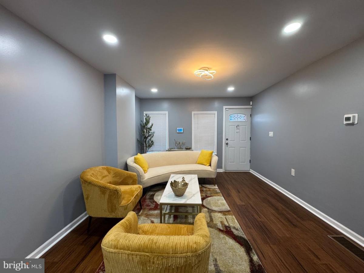 Townhouse for rent at 739 E 10th St, Wilmington, DE 19801