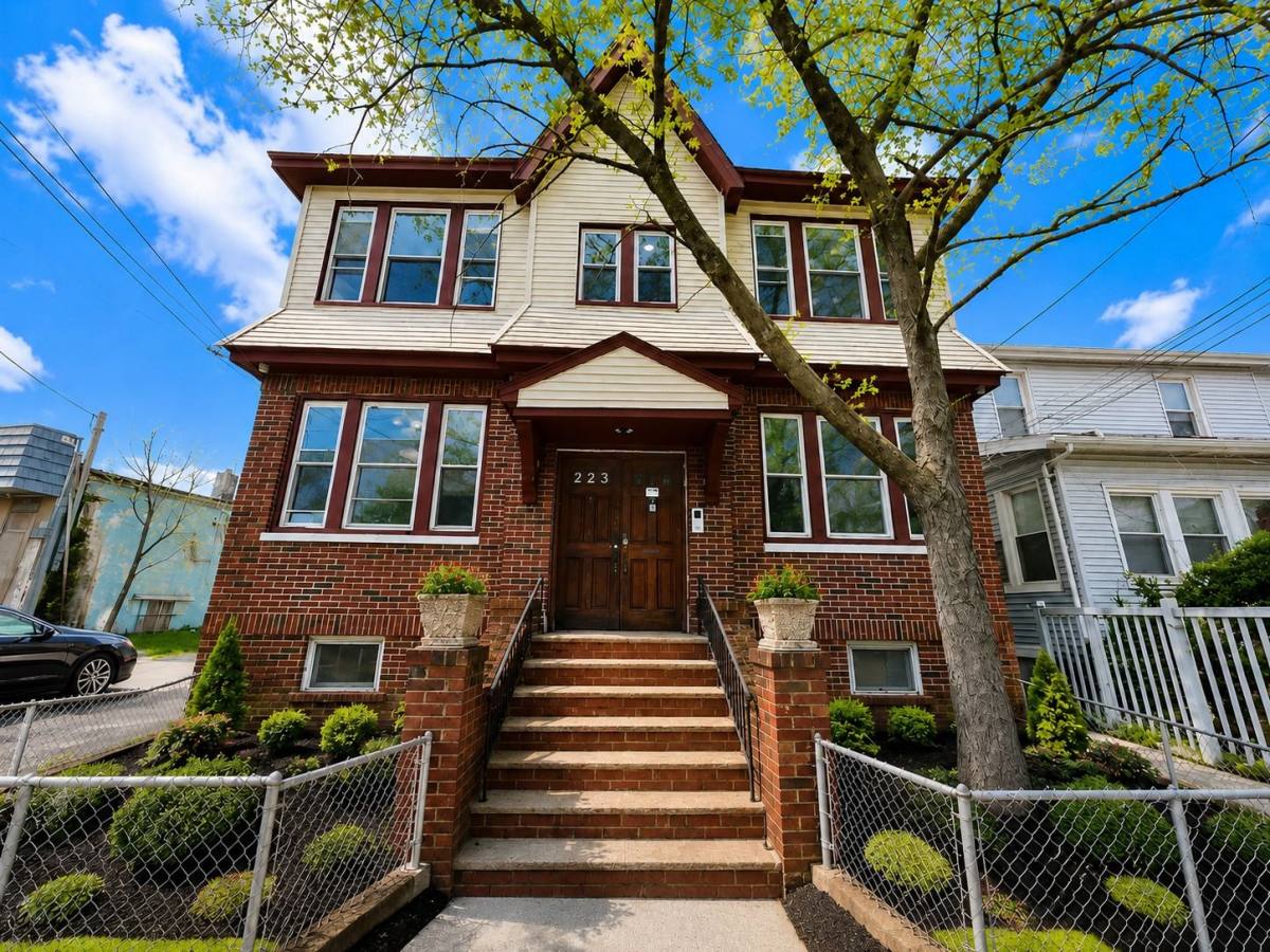 Apartment for rent at 223 Munn Ave #2L, Irvington, NJ 07111