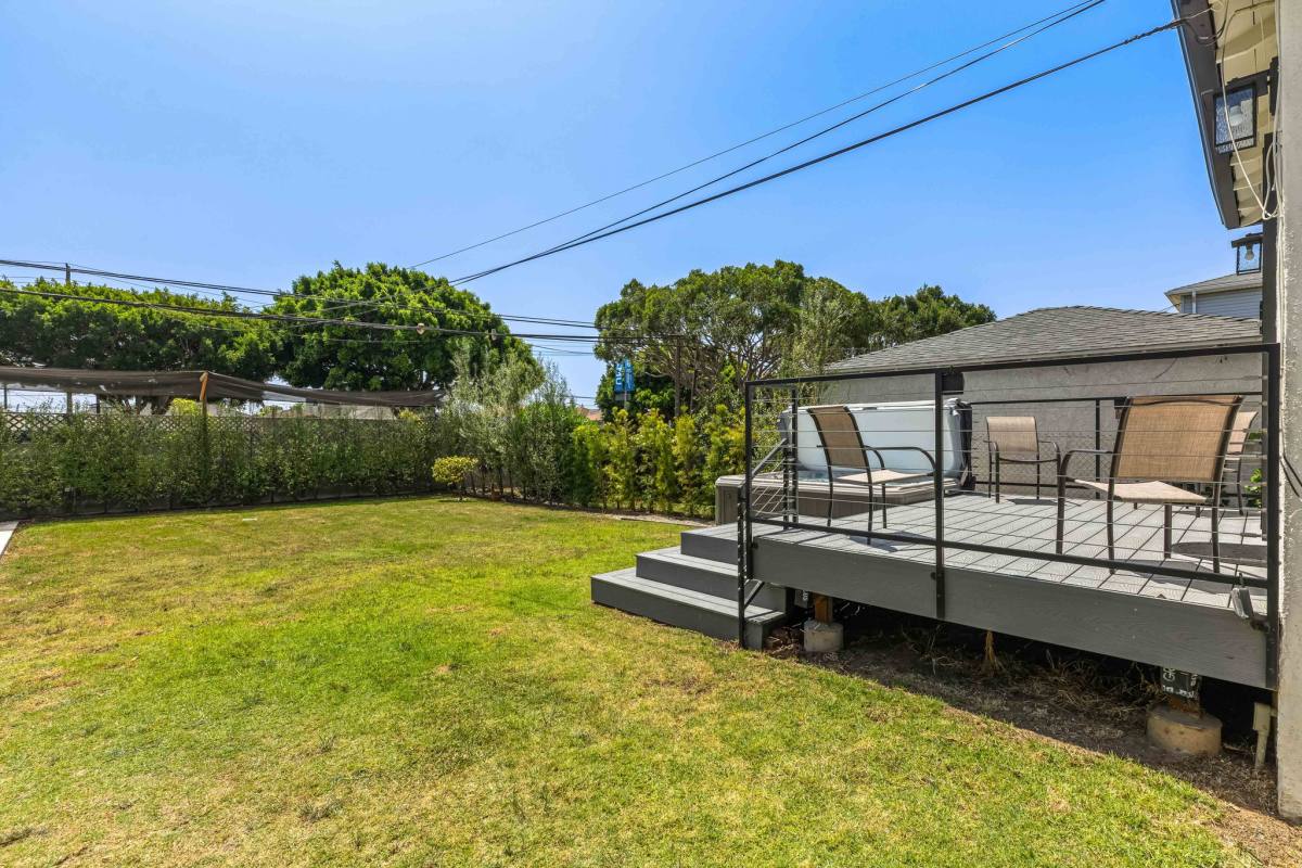 House for rent at 6472 W 85th Place, Los Angeles, CA 90045