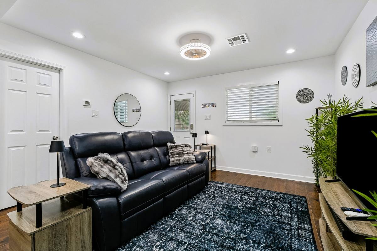 Apartment for rent at 5400 Lacour Monique St #REAR, New Orleans, LA 70131