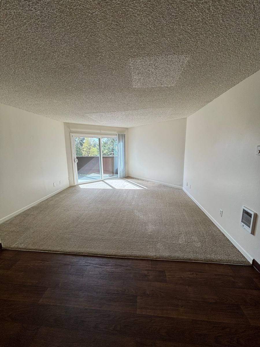 Apartment for rent at 8585 SW Canyon Lane #39, Portland, OR 97225