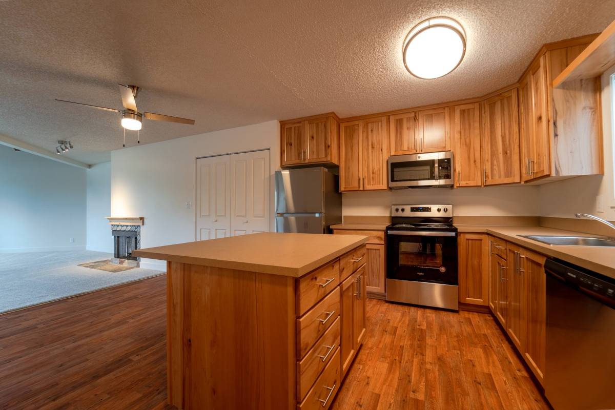 Apartment for rent at 8585 SW Canyon Lane #95, Portland, OR 97225