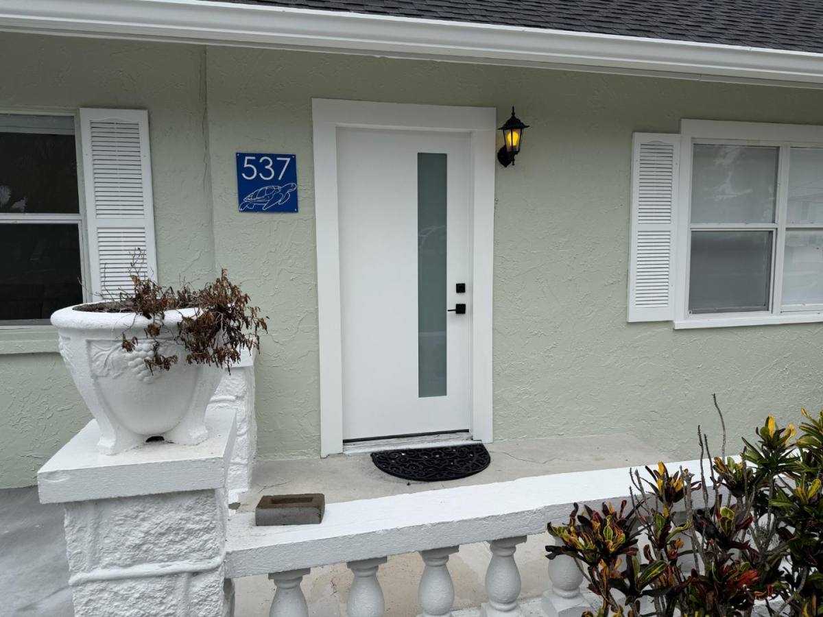 House for rent at 537 Sunset Blvd, Melbourne Beach, FL 32951