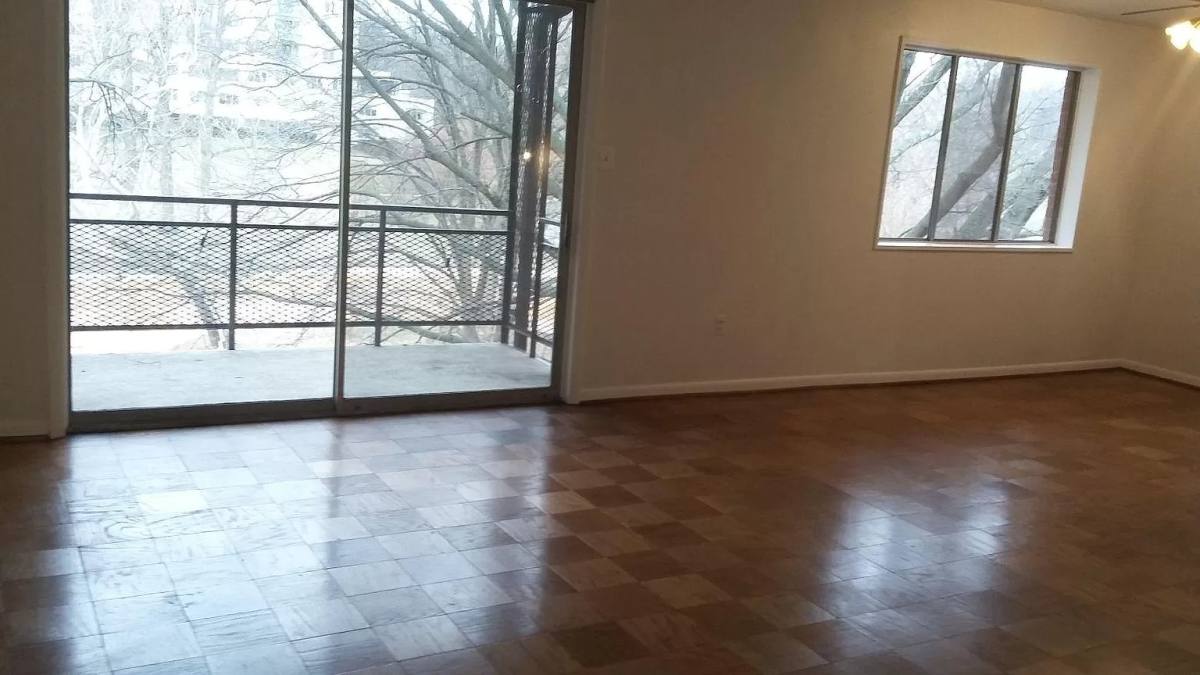 Condo for rent at 10224 Rockville Pike #402, Rockville, MD 20852