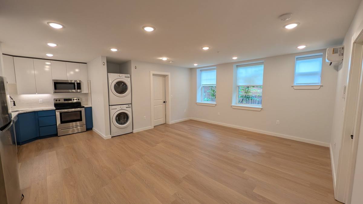 Apartment for rent at 55 Tunxis Ave #121, Bloomfield, CT 06002