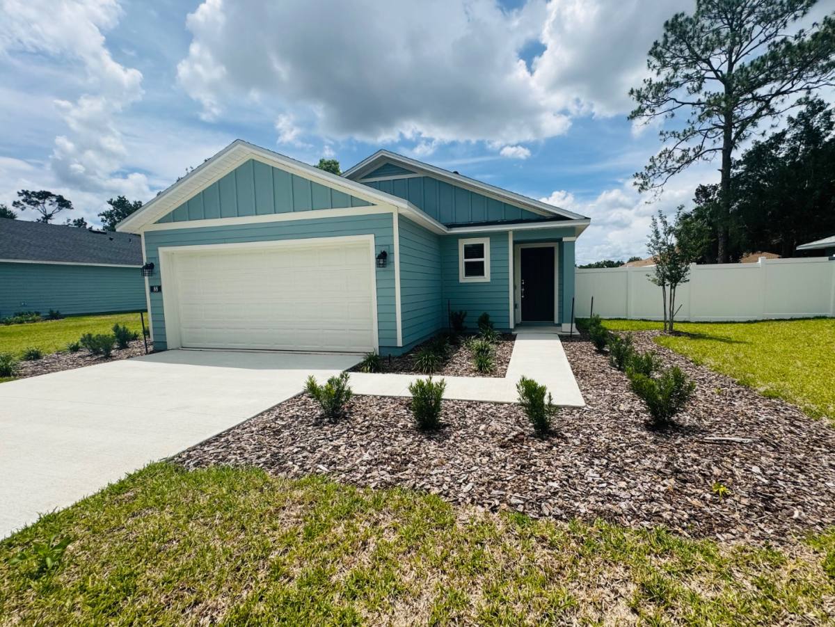 House for rent at 88 Rose Dr, Palm Coast, FL 32164