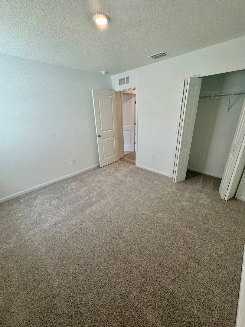 House for rent at 88 Rose Dr, Palm Coast, FL 32164