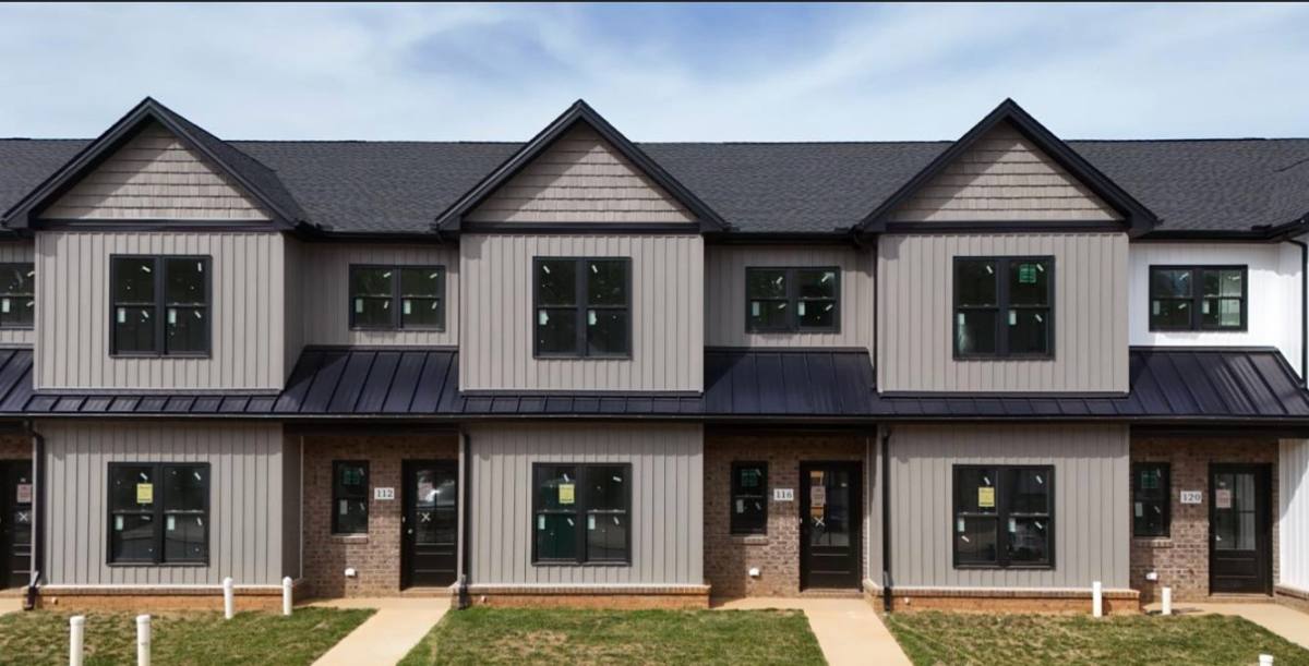 Townhouse for rent at 126 Luke Court, Rustburg, VA 24588
