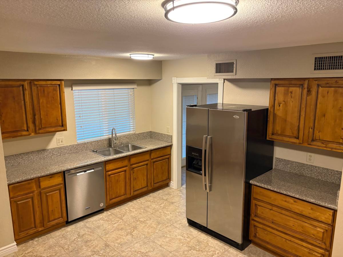 House for rent at 1916 W Jerome Ave, Mesa, AZ 85202