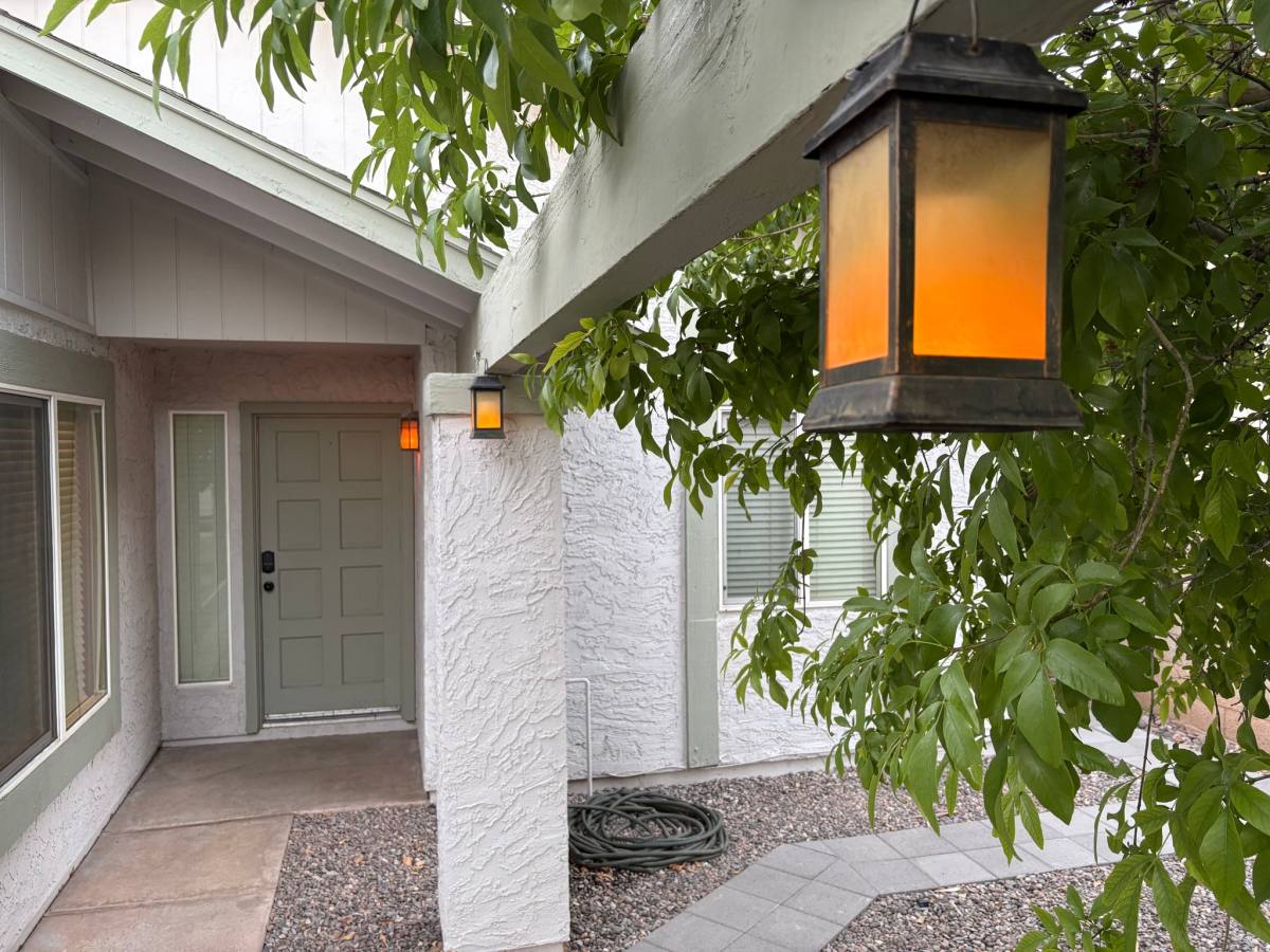 House for rent at 1916 W Jerome Ave, Mesa, AZ 85202