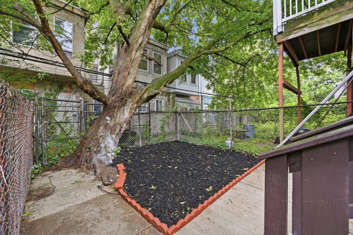 House for rent at 1924 W Westmoreland St, Philadelphia, PA 19140