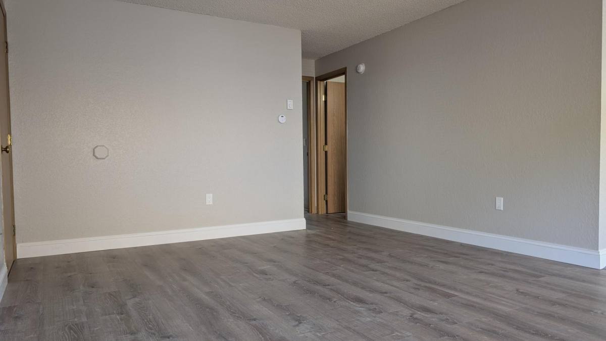Apartment for rent at 926 N 95th St #5, Seattle, WA 98103