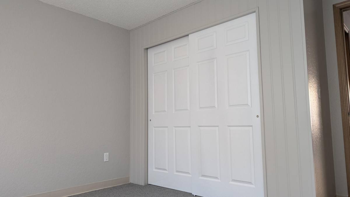 Apartment for rent at 926 N 95th St #5, Seattle, WA 98103