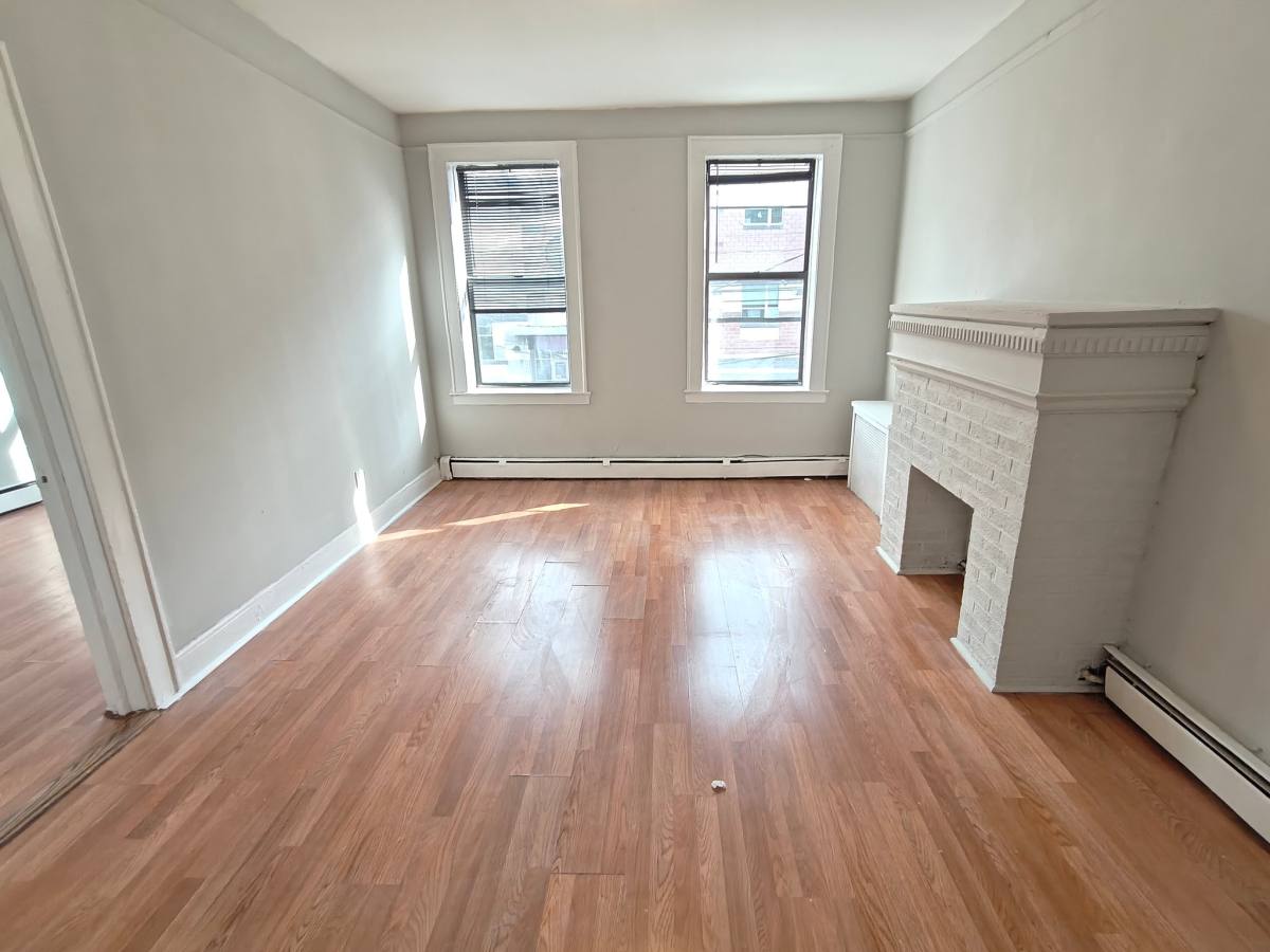 Apartment for rent at 115 Grafton Ave #3, Newark, NJ 07104