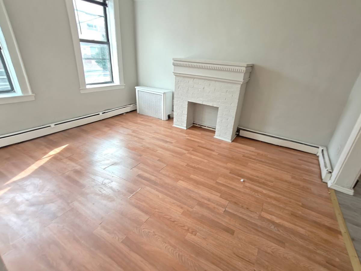 Apartment for rent at 115 Grafton Ave #3, Newark, NJ 07104