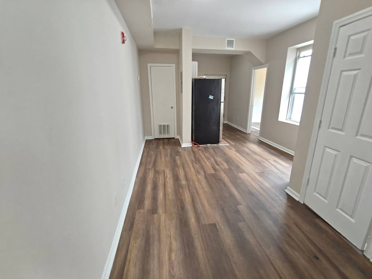 Apartment for rent at 279 Goldsmith Ave #B2, Newark, NJ 07112