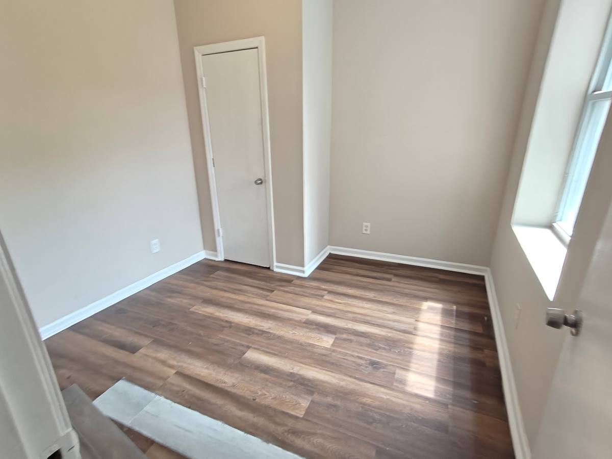 Apartment for rent at 279 Goldsmith Ave #B2, Newark, NJ 07112