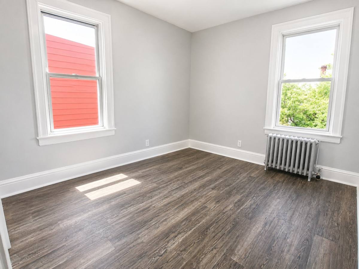 Apartment for rent at 381 Leslie St #2, Newark, NJ 07112