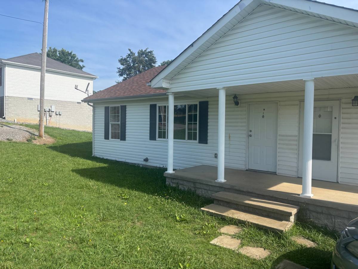 Apartment for rent at 407 Days Rd #A, Lafayette, TN 37083