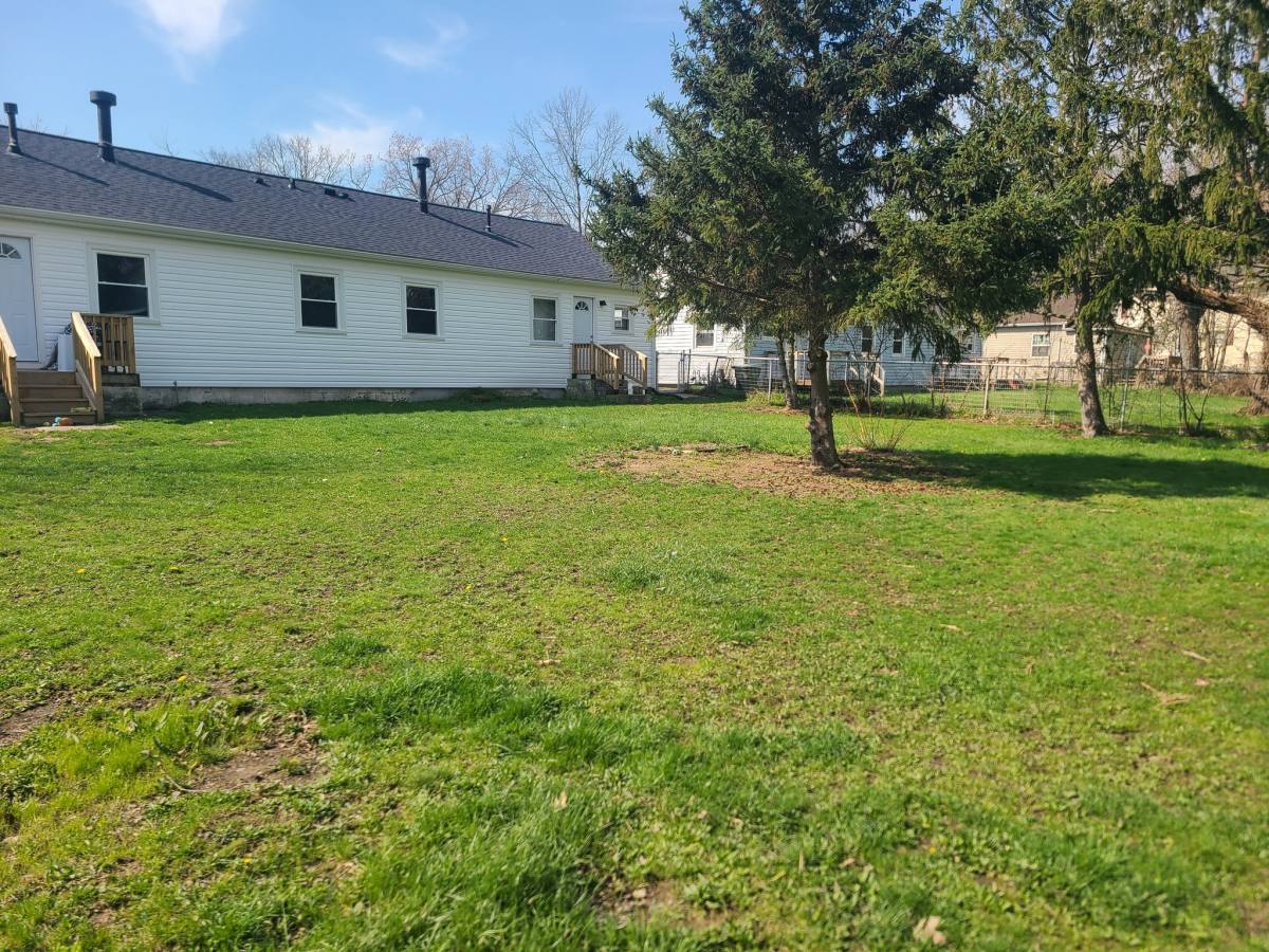 Apartment for rent at 1777 E 37th St, Lorain, OH 44055