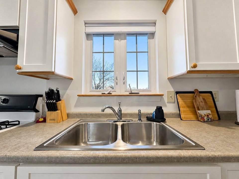 Townhouse for rent at 129 Lawrence Rd, Gray, ME 04039