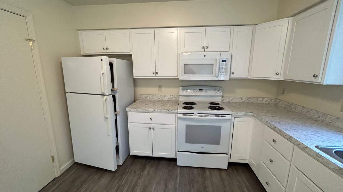 Apartment for rent at 245 Mercer Ave #A, Schenectady, NY 12303