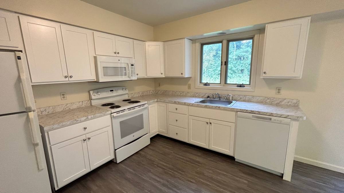 Apartment for rent at 245 Mercer Ave #A, Schenectady, NY 12303