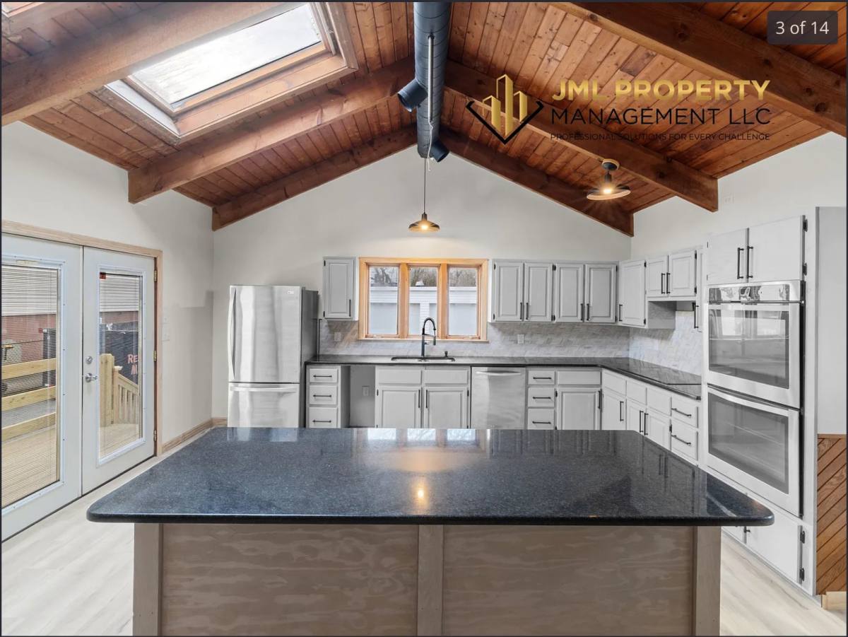 Apartment for rent at 227 Lawrence St #1, Fall River, MA 02721