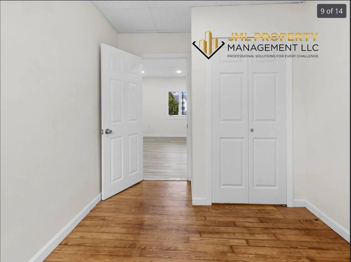 Apartment for rent at 227 Lawrence St #1, Fall River, MA 02721