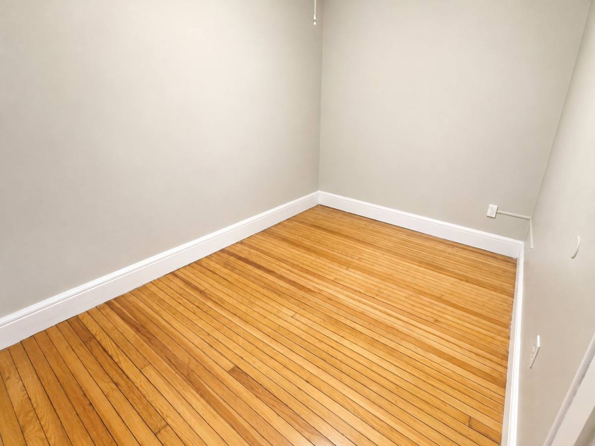 Apartment for rent at 110 Eastern Parkway #3L, Irvington, NJ 07111