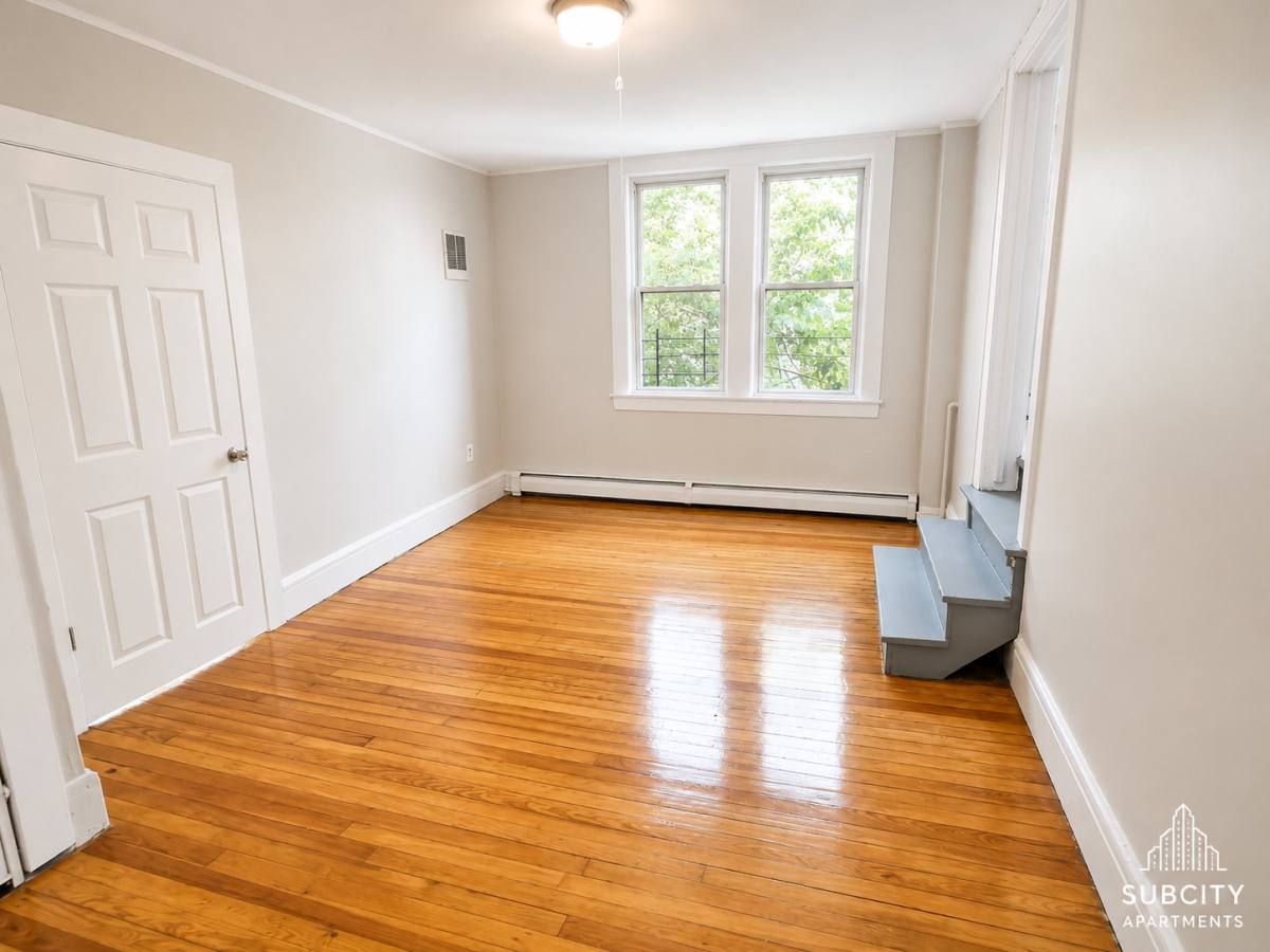 Apartment for rent at 110 Eastern Parkway #3L, Irvington, NJ 07111