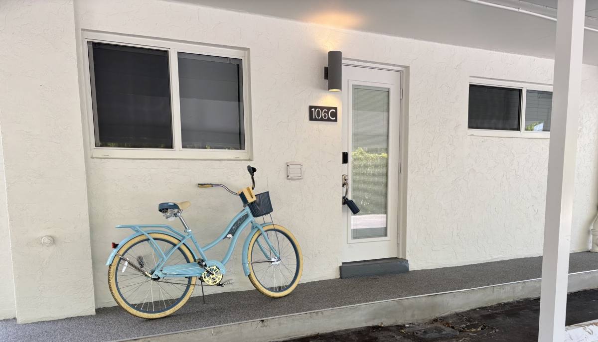 Apartment for rent at 1100 8th Ave S, Naples, FL 34102