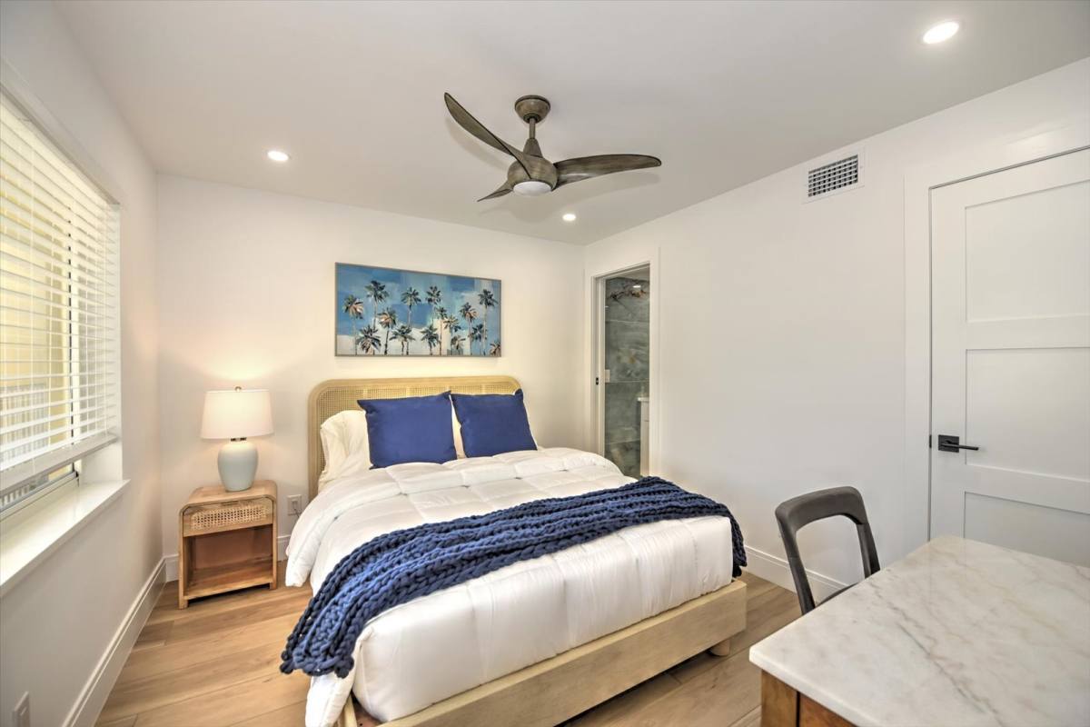 Apartment for rent at 1100 8th Ave S, Naples, FL 34102