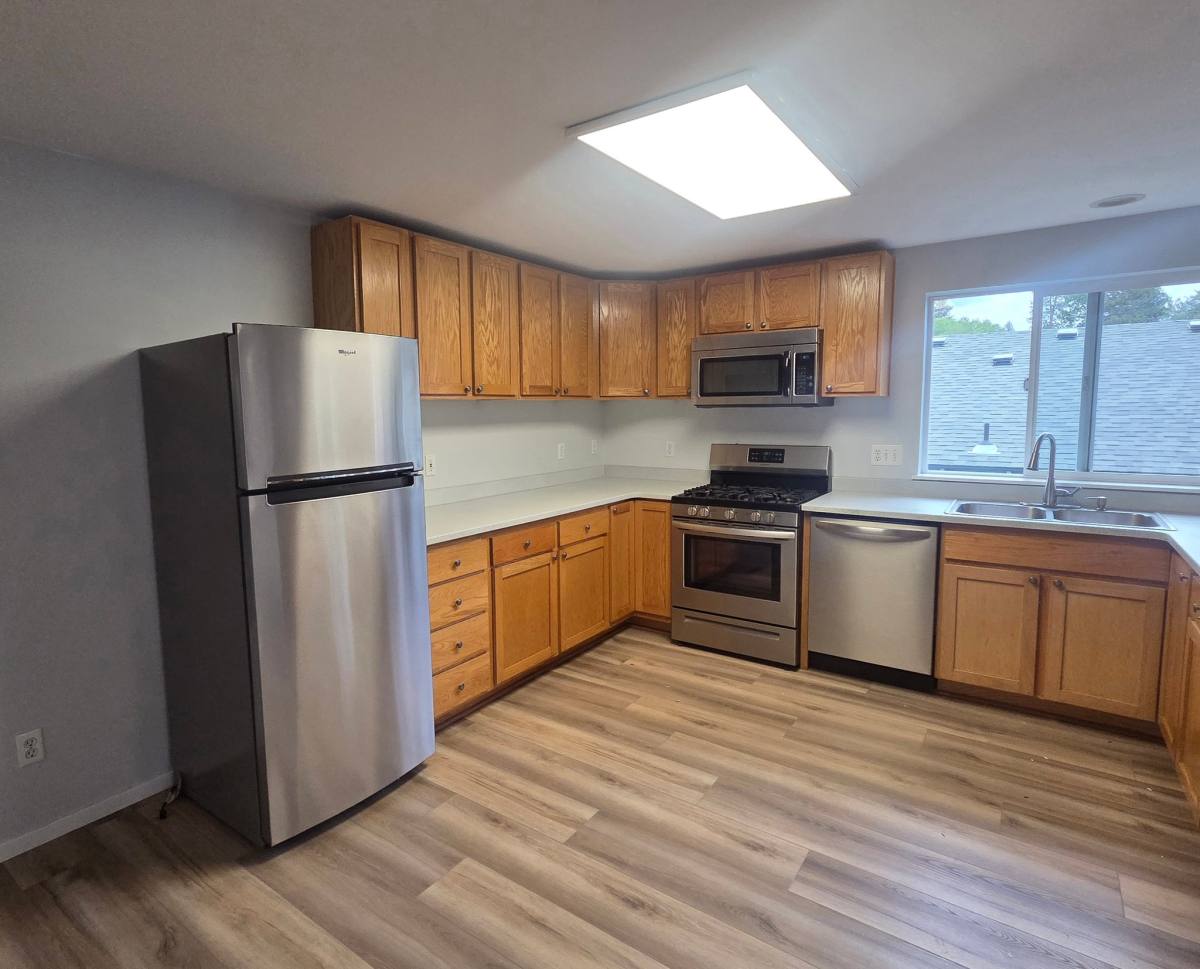 Apartment for rent at 432 NE Seward Ave #B, Bend, OR 97701