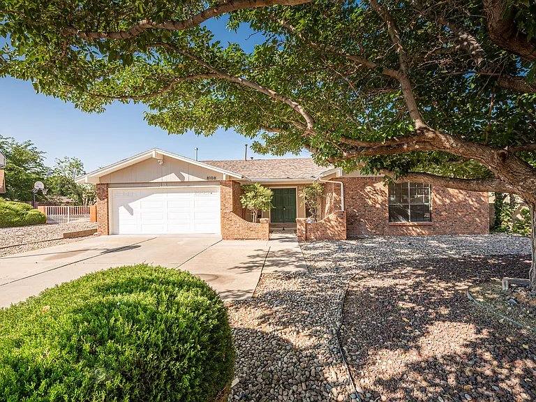 House for rent at 8108 Siguard Court NE, Albuquerque, NM 87109
