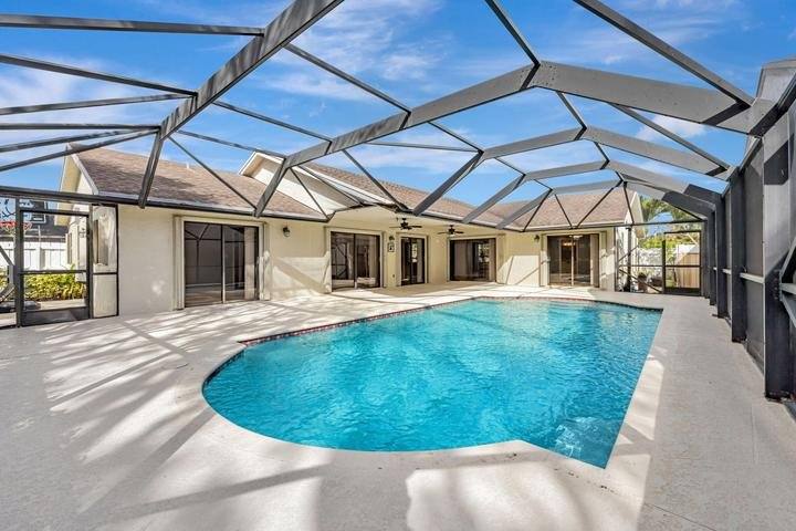 House for rent at 21356 Summertrace Circle, Boca Raton, FL 33428