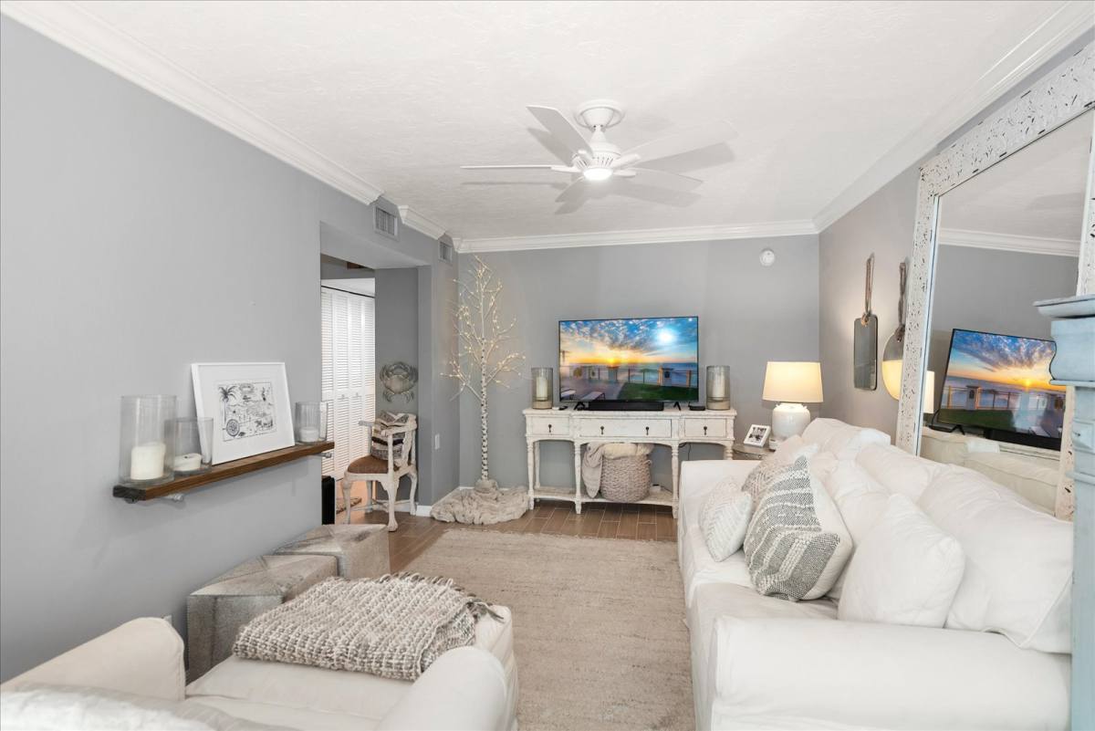 Condo for rent at 291 8th Ave So #291-A, Naples, FL 34102