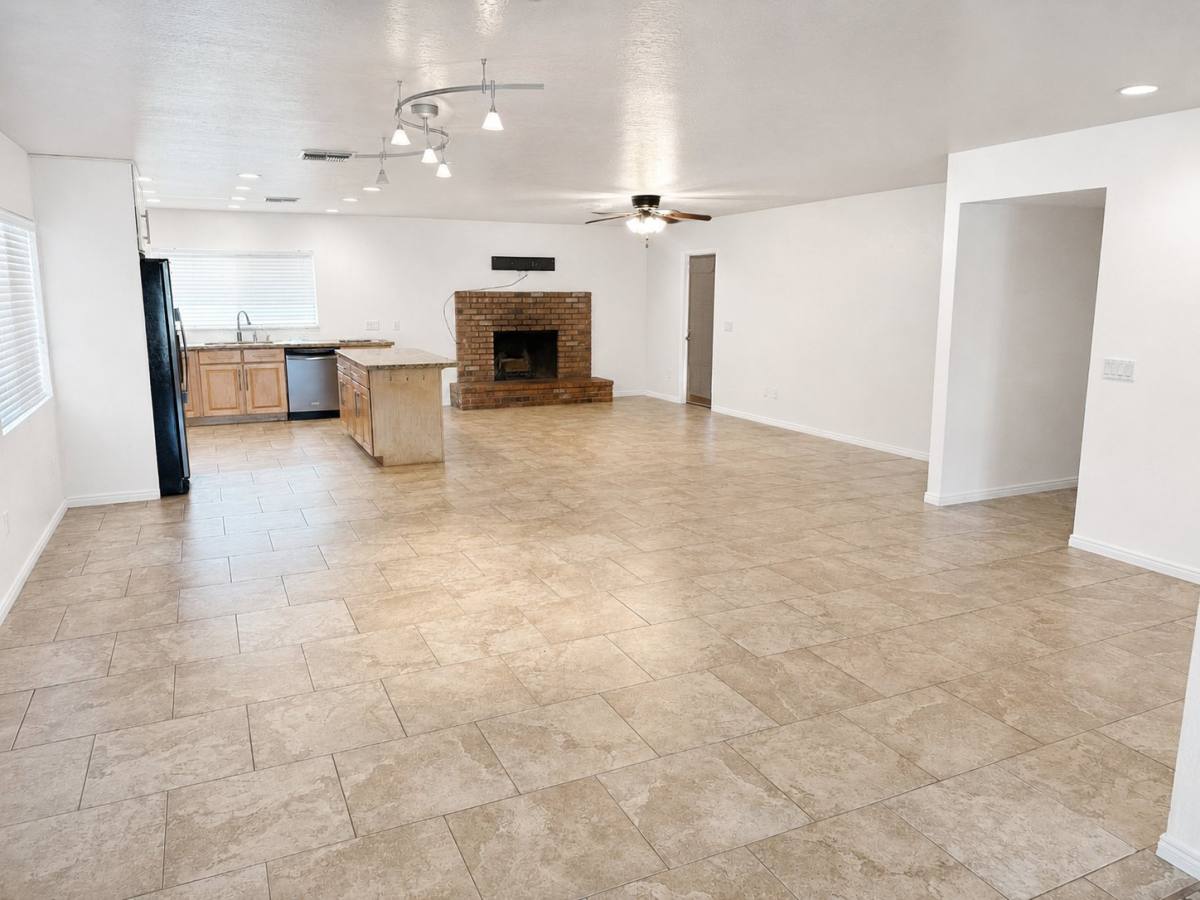 House for rent at 5918 S Clark Dr, Tempe, AZ 85283