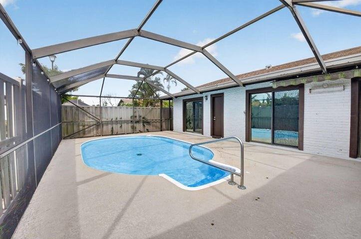 Townhouse for rent at 9939 Boca Gardens Trail #D, Boca Raton, FL 33496