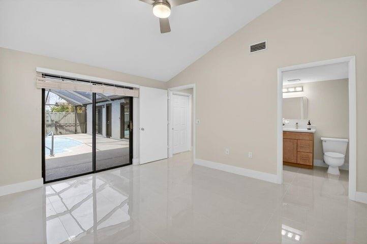 Townhouse for rent at 9939 Boca Gardens Trail #D, Boca Raton, FL 33496