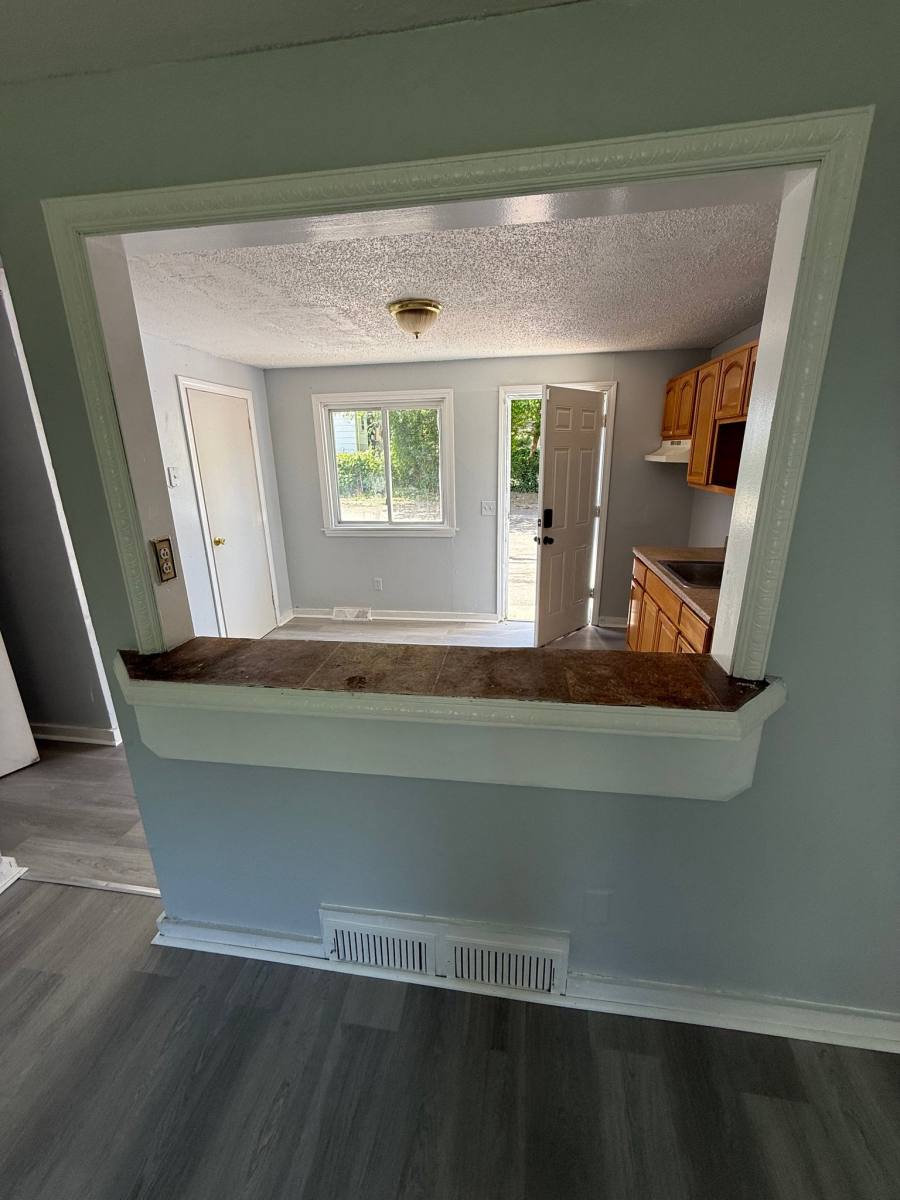 Townhouse for rent at 161 Martin St #5, Hartford, CT 06120