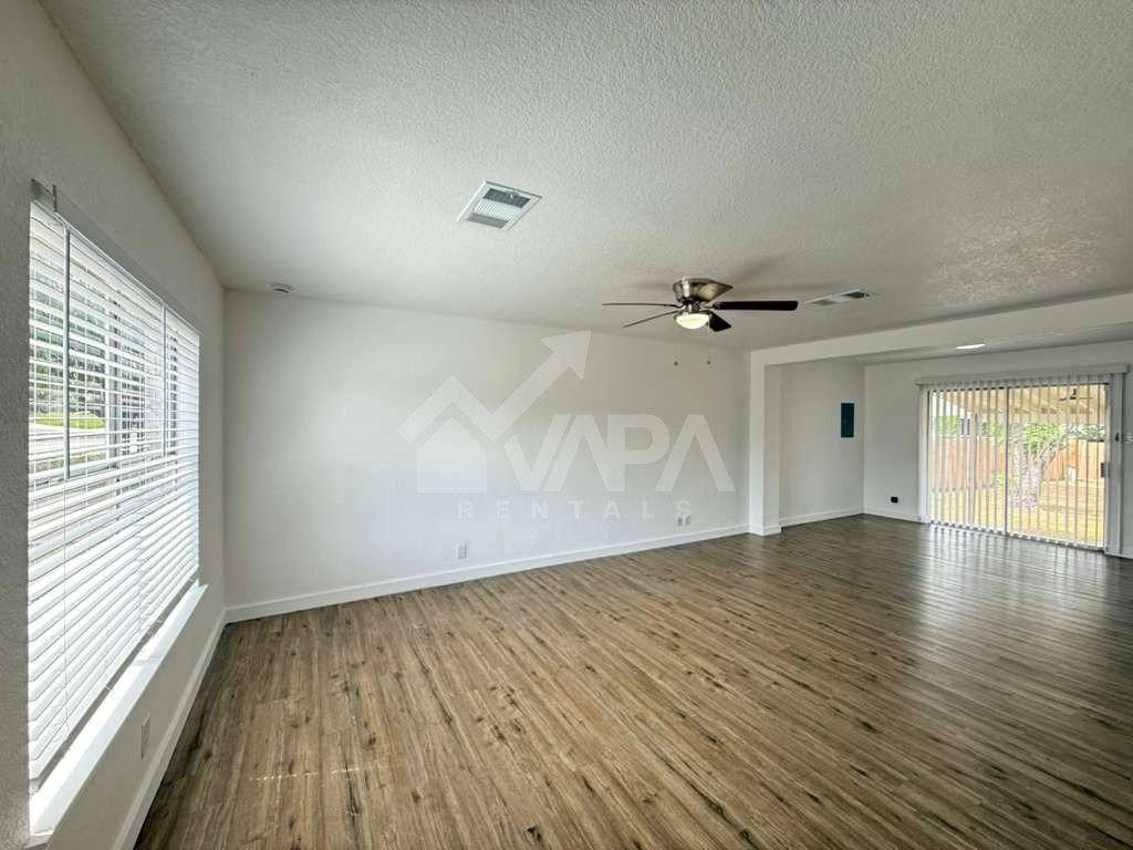 House for rent at 3713 Candlebluff Dr, San Antonio, TX 78244