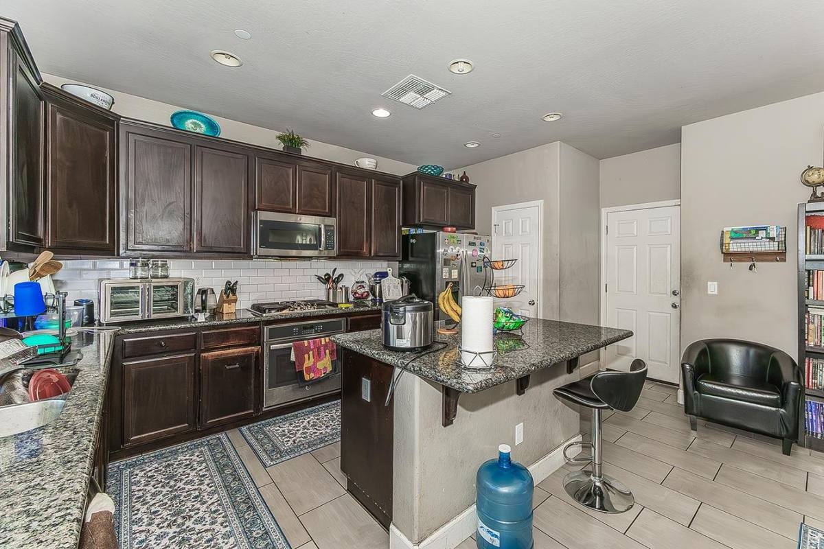 Townhouse for rent at 3549 Taylor Lane, Clovis, CA 93619