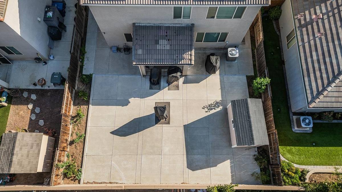Townhouse for rent at 3549 Taylor Lane, Clovis, CA 93619