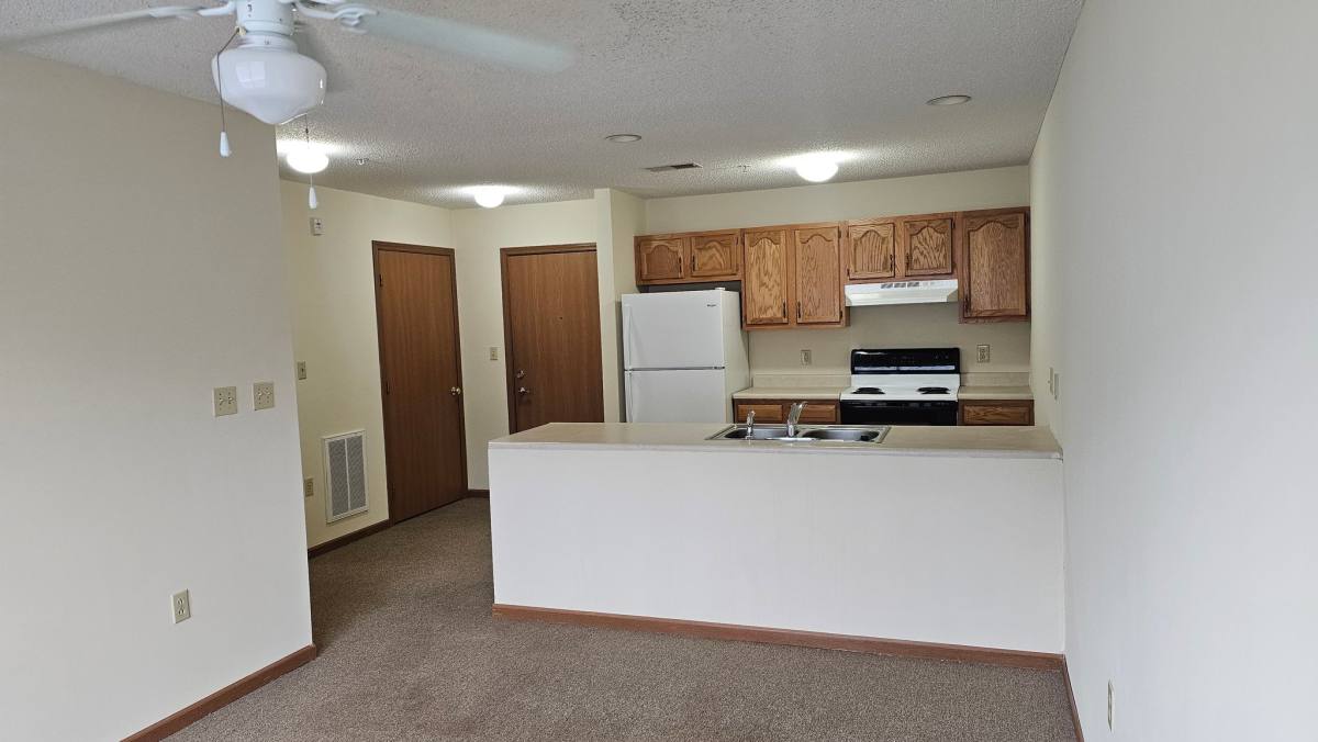Apartment for rent at 571 Maccorkle Ave #112, Saint Albans, WV 25177