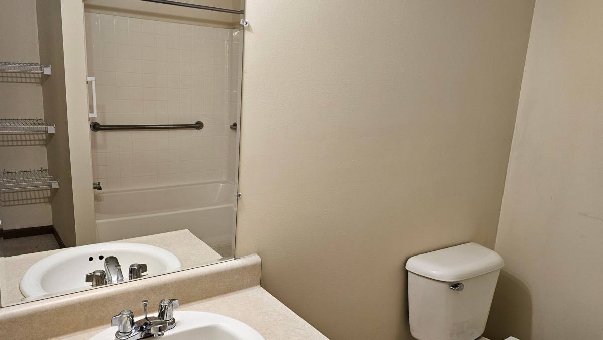 Apartment for rent at 571 Maccorkle Ave #112, Saint Albans, WV 25177