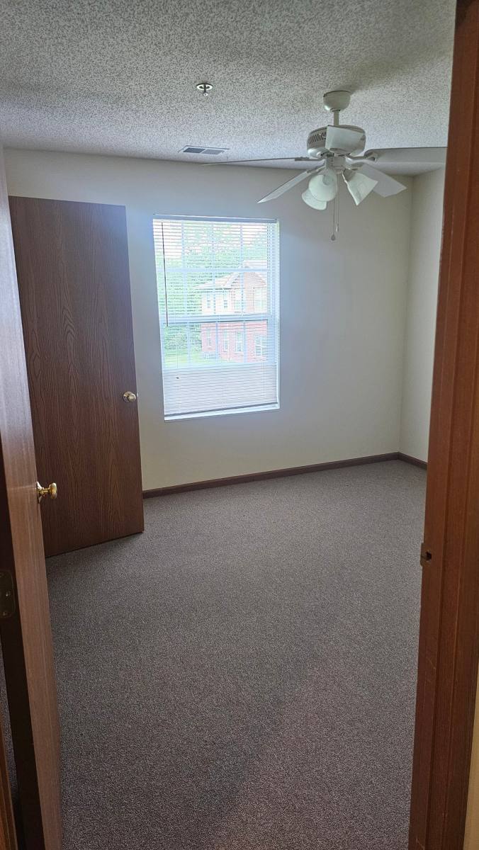 Apartment for rent at 571 Maccorkle Ave #116, Saint Albans, WV 25177