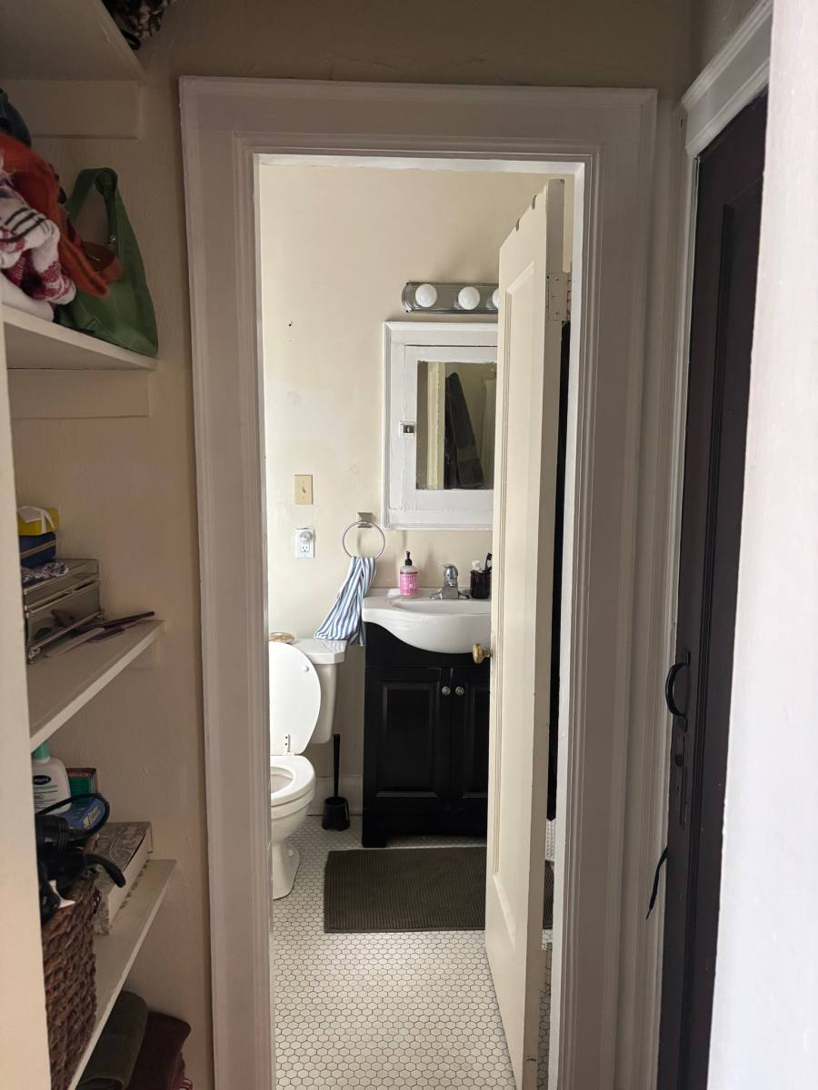 Apartment for rent at 997 Neil Ave #2, Columbus, OH 43201