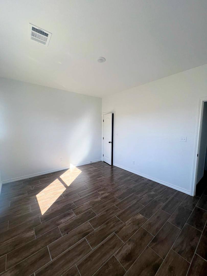 House for rent at 7912 Lonestar Parkway #SINGLE Family-1, Moody, TX 76557