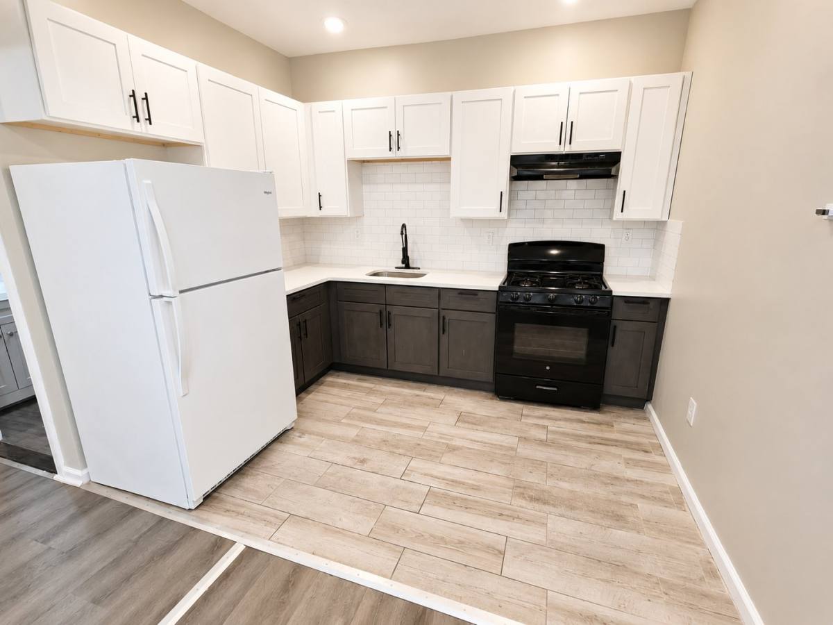 Apartment for rent at 220 N 5th St #2, Newark, NJ 07107